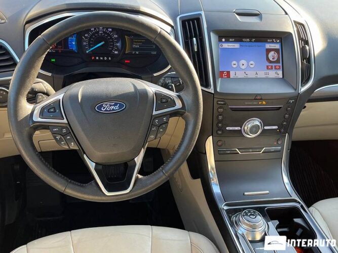Ford Edge 38 interauto-car