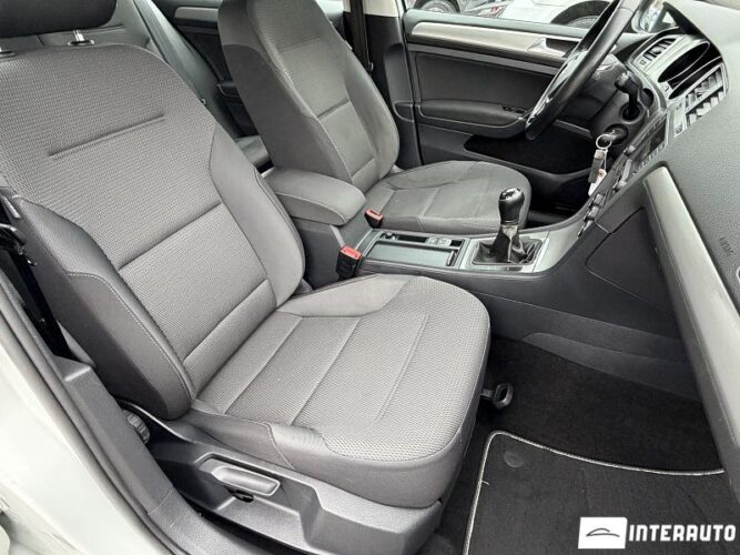 Volkswagen Golf 39 interauto-car