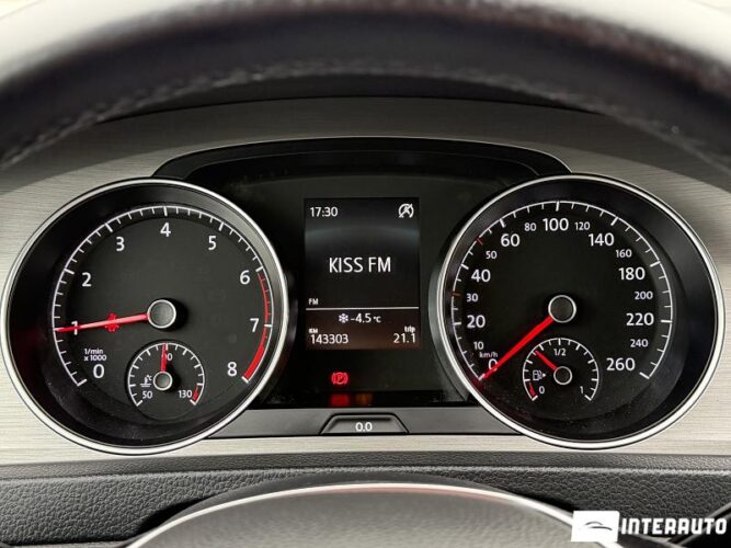 Volkswagen Golf 36 interauto-car