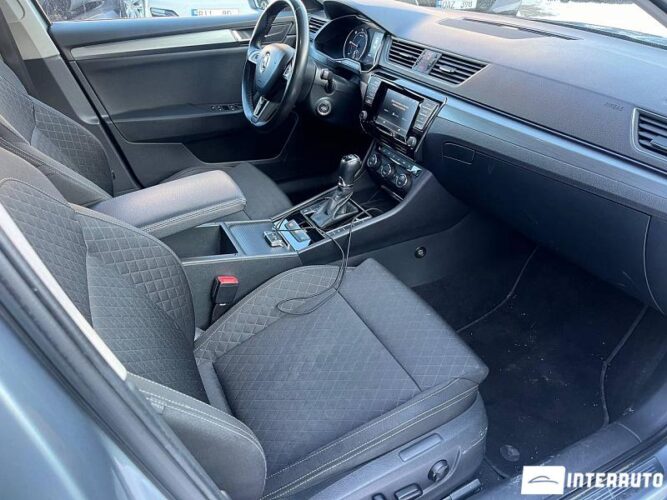 Skoda Superb 37 interauto-car