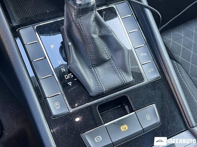 Skoda Superb 42 interauto-car