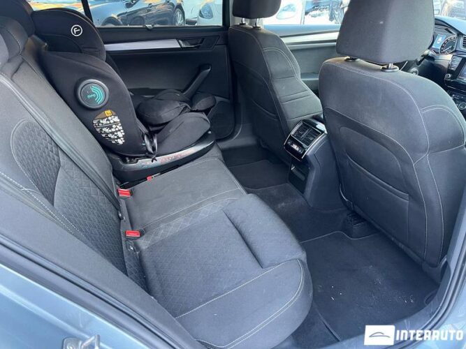 Skoda Superb 47 interauto-car