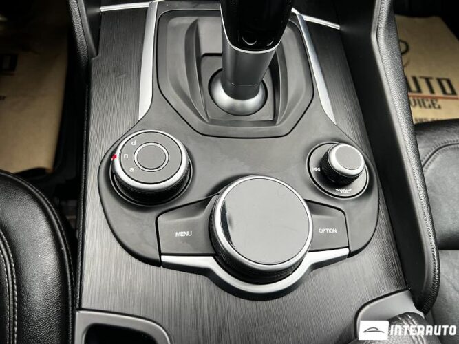 Alfa Romeo Giulia 44 interauto-car