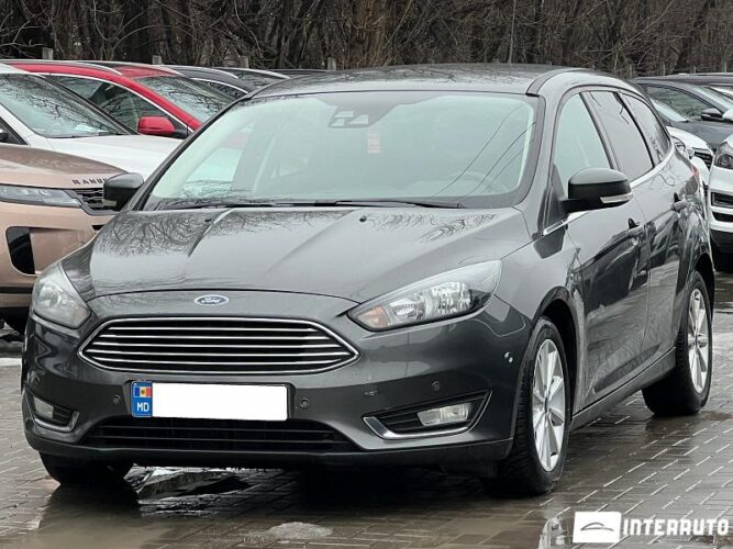 Ford Focus 32 interauto-car