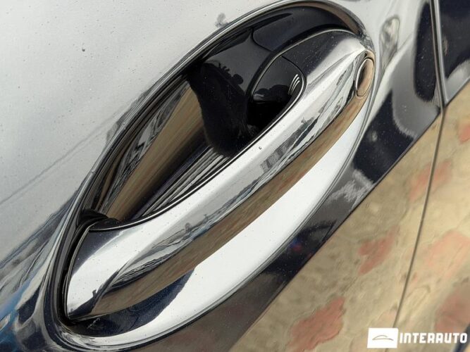 BMW X5 4.0i 42 interauto-car