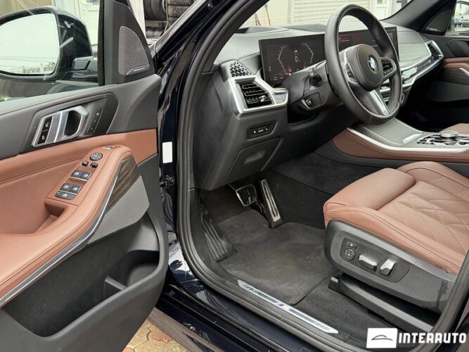 BMW X5 4.0i 43 interauto-car