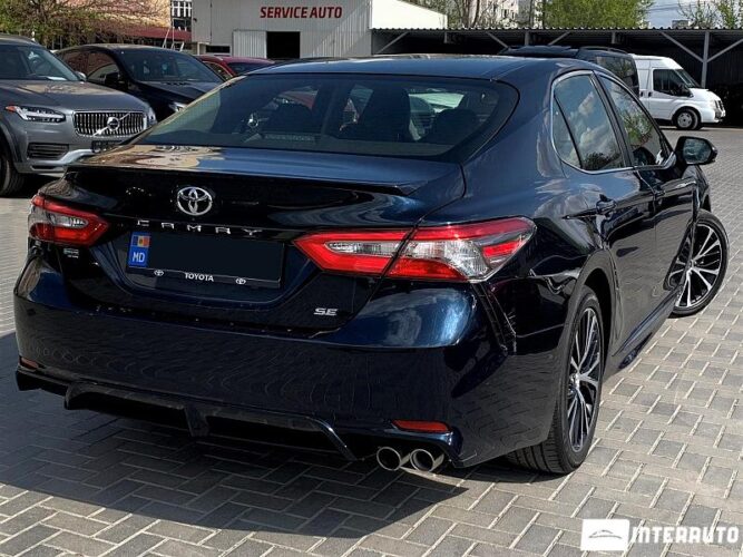 toyota Camry 2017