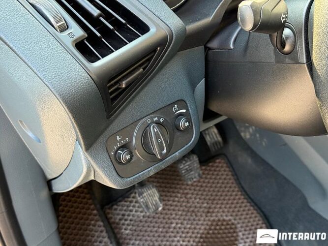 Ford C-MAX 35 interauto-car