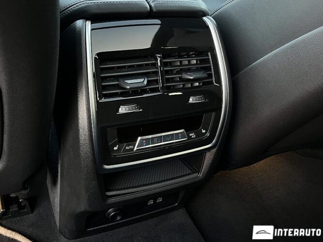 BMW X5 5.0e 55 interauto-car