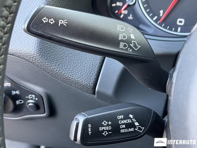 Audi Q5 44 interauto-car