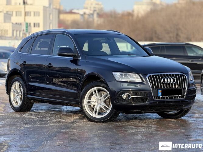 Audi Q5 35 interauto-car