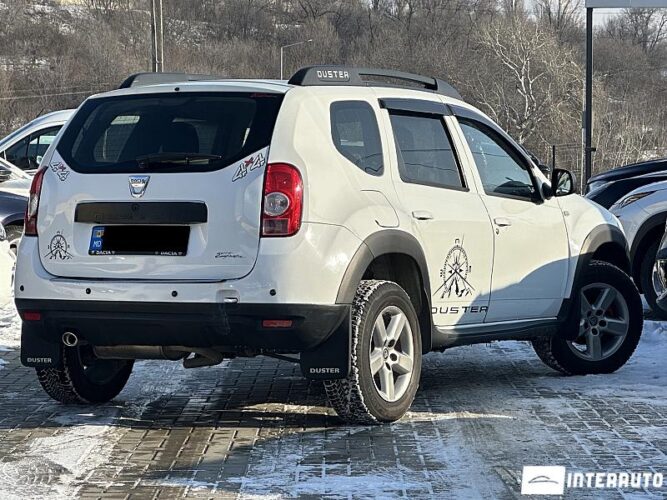 dacia Duster 2012