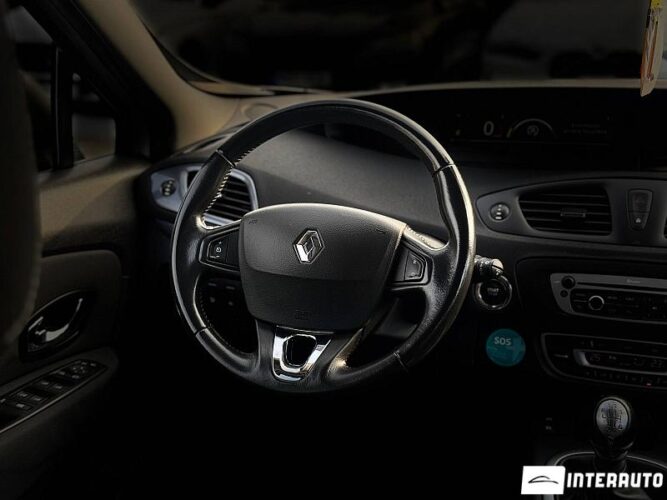 renault Grand Scenic 2015
