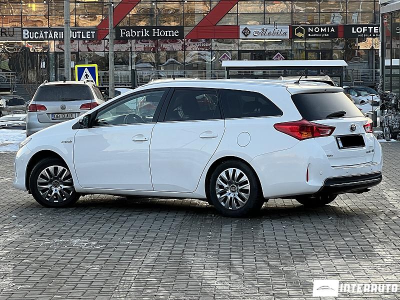 toyota Auris 2014