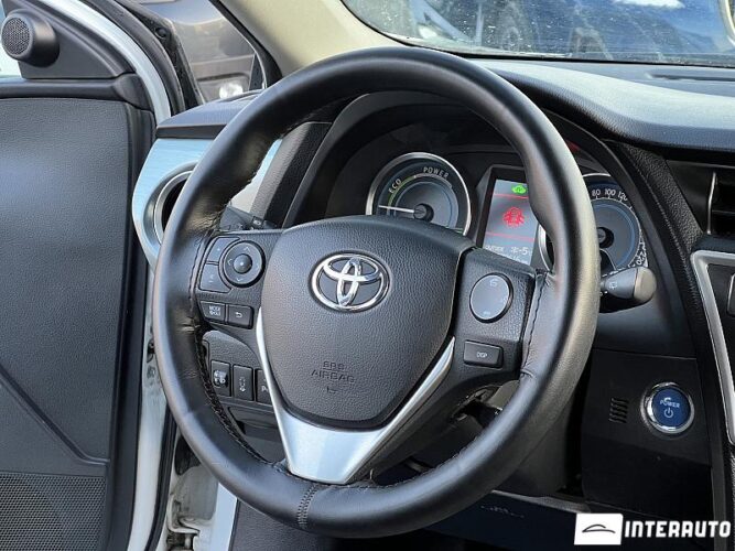 toyota Auris 2014