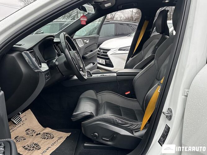 Volvo XC 60 41 interauto-car