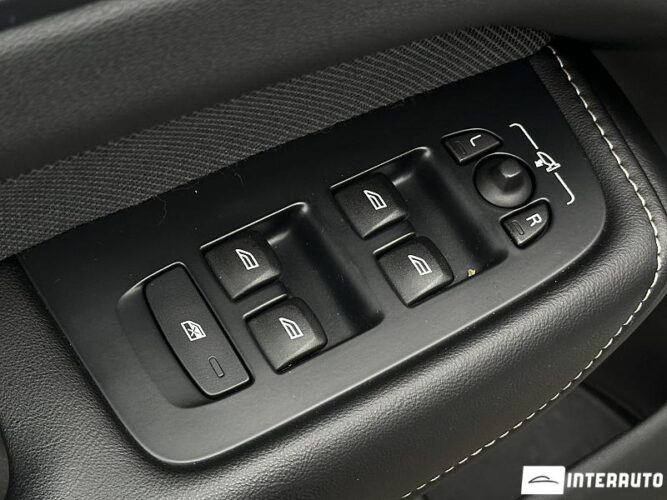 Volvo XC 60 56 interauto-car