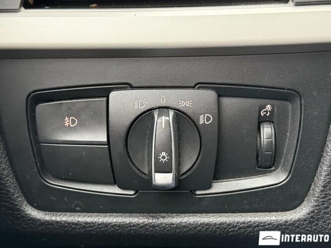 BMW 320 33 interauto-car