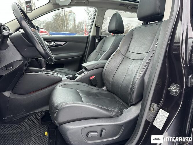 Nissan Qashqai 40 interauto-car