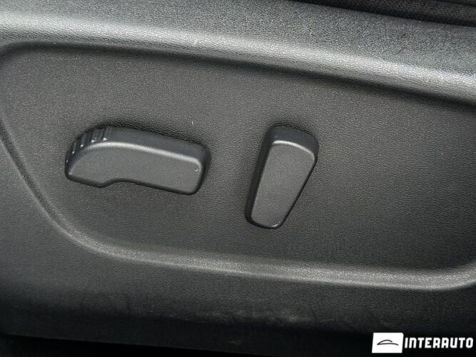 Nissan Qashqai 43 interauto-car