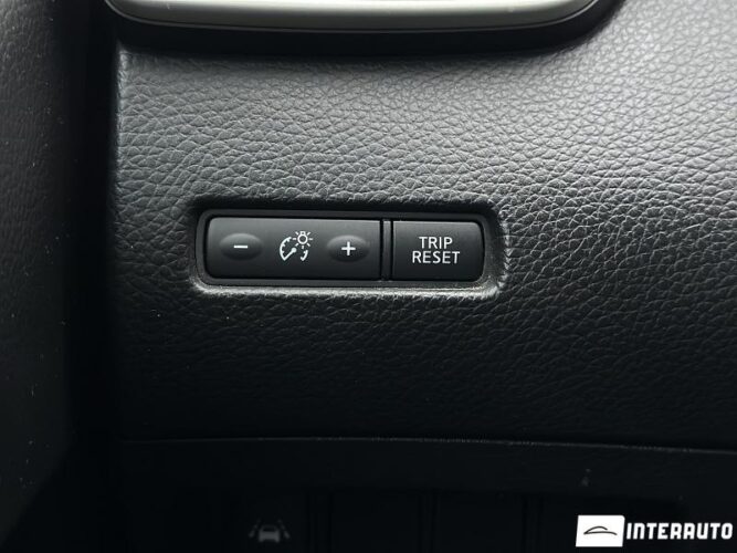 Nissan Qashqai 48 interauto-car