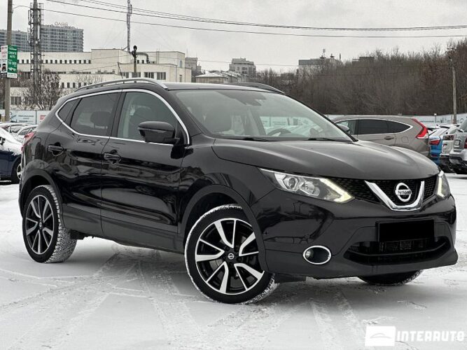 Nissan Qashqai 38 interauto-car