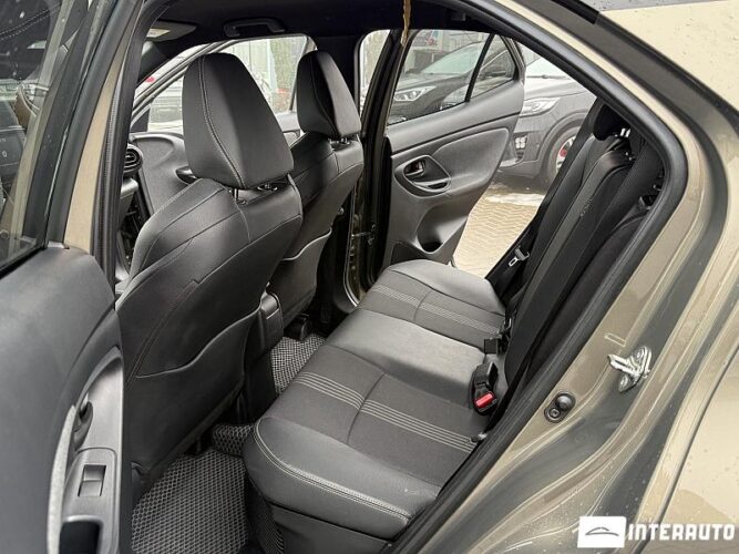 Toyota Yaris Cross 47 interauto-car