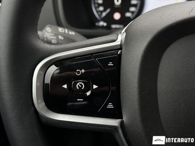 Volvo XC 90 56 interauto-car