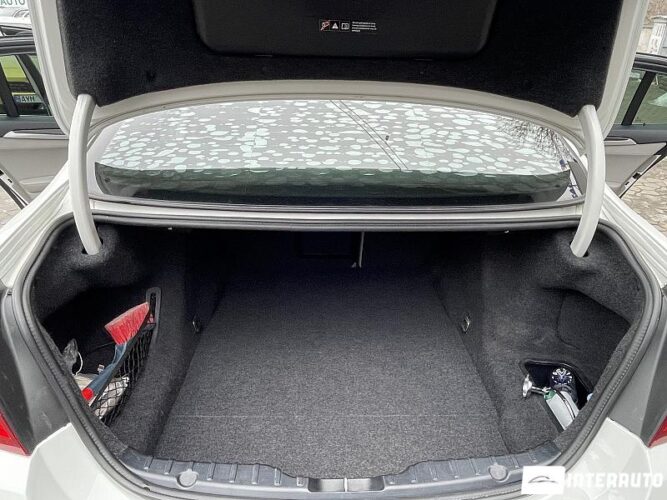 BMW 528 52 interauto-car