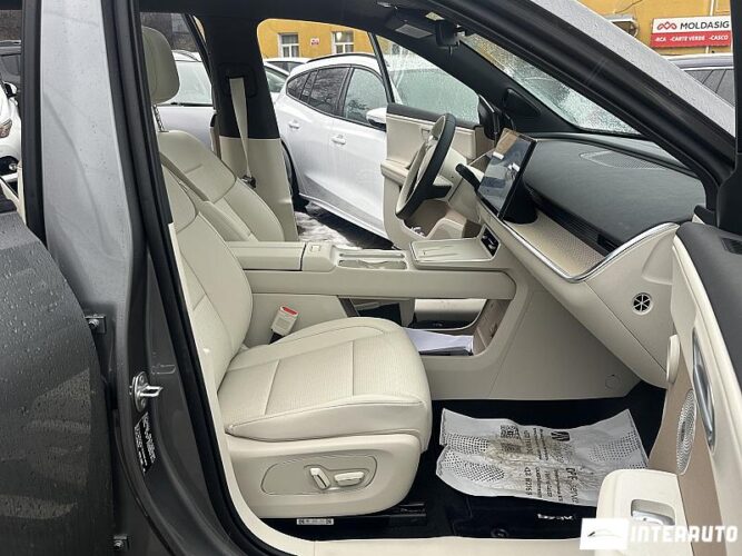 Toyota bZ3X 50 interauto-car