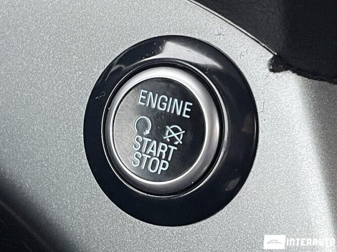 Ford Kuga 47 interauto-car