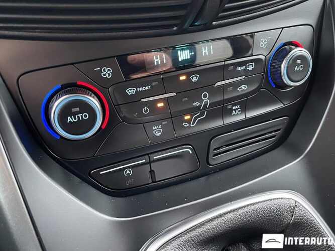 Ford Kuga 48 interauto-car