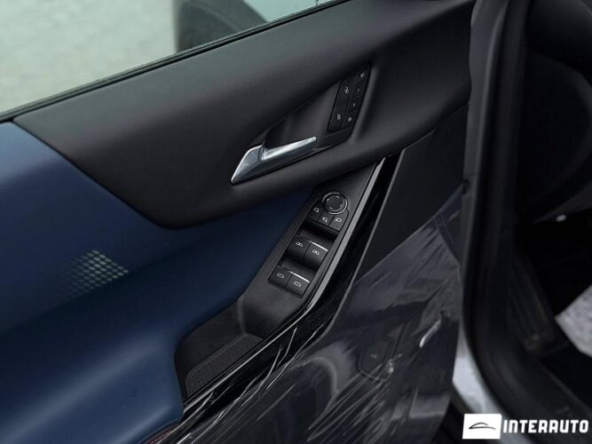 Chevrolet Equinox 49 interauto-car