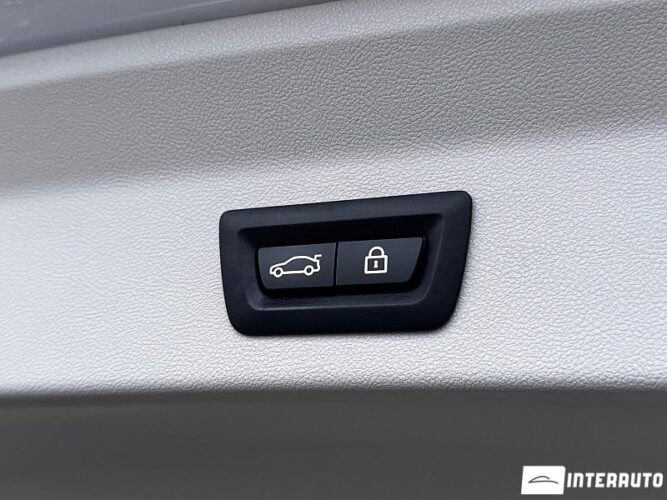 BMW X3 3.0e 57 interauto-car