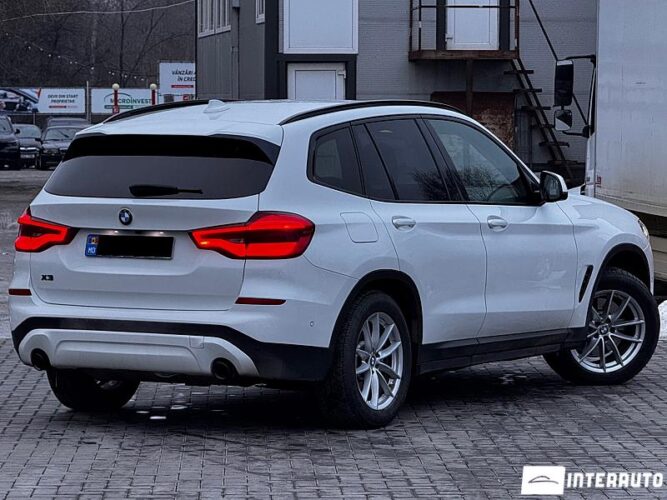 BMW X3 3.0e 39 interauto-car