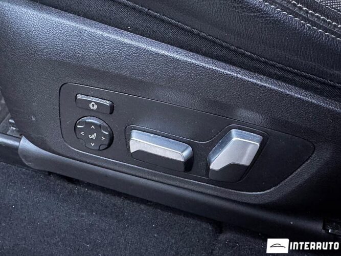 BMW X3 3.0e 54 interauto-car