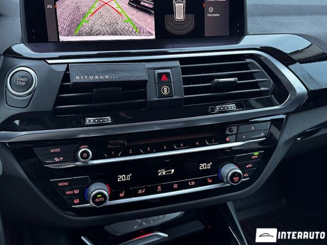 BMW X3 3.0e 49 interauto-car