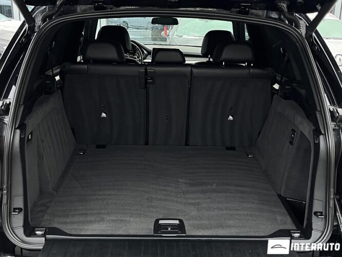 BMW X5 2.5D 48 interauto-car