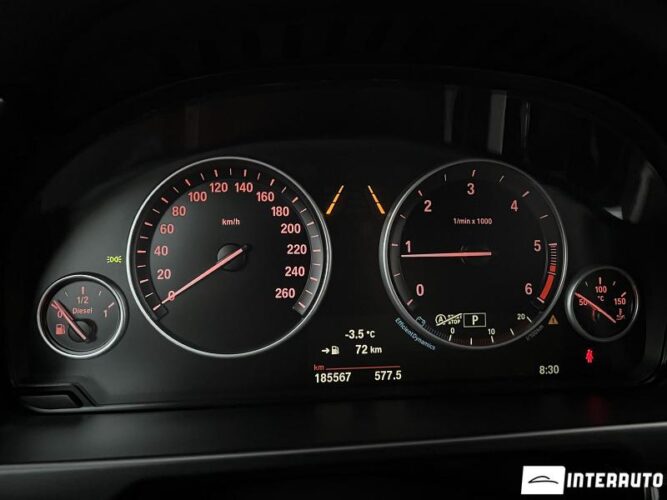 BMW X5 2.5D 40 interauto-car