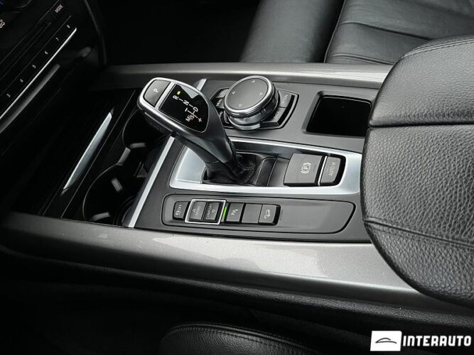 BMW X5 2.5D 44 interauto-car