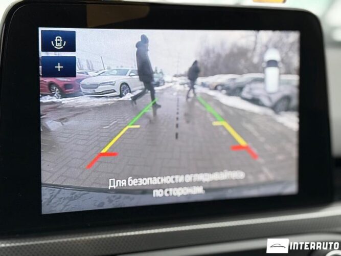 Ford Focus 47 interauto-car