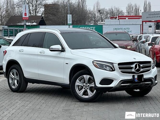 Mercedes GLC 350e 36 interauto-car