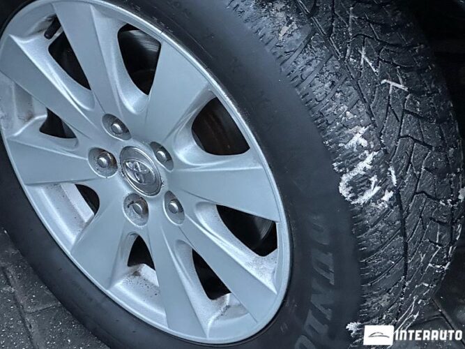 Toyota Camry 47 interauto-car