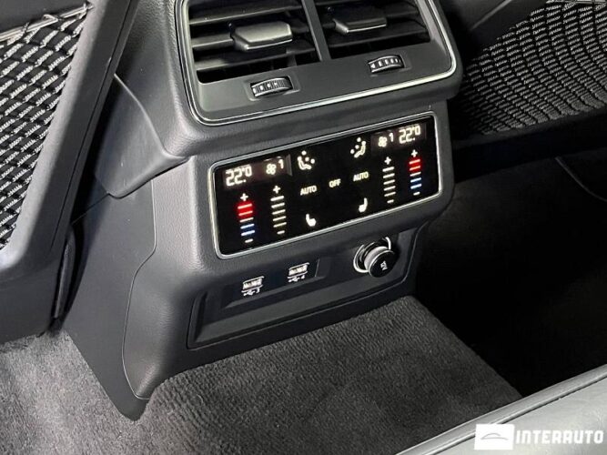 Audi S6 55 interauto-car