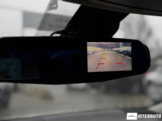 Lexus CT 200h 37 interauto-car