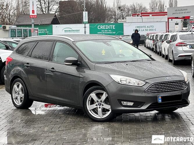 Ford Focus 31 interauto-car