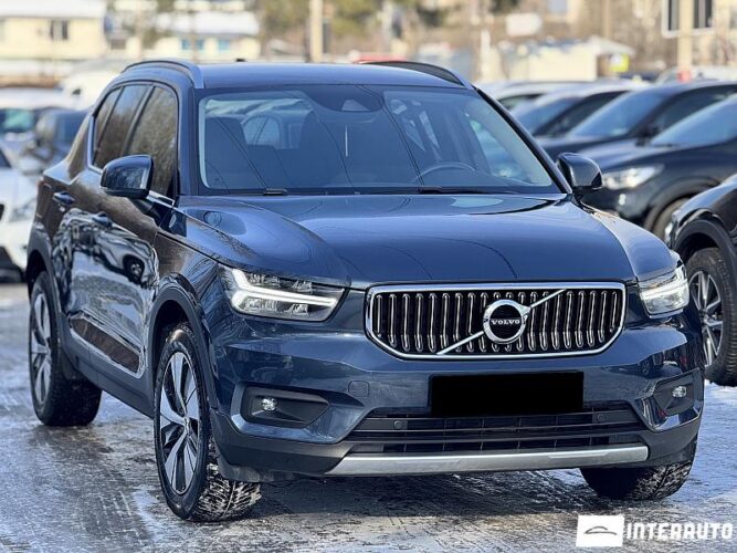 volvo XC 40 2021