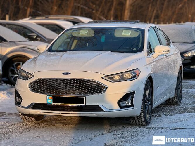 Ford Fusion 2019 doar la InterAuto