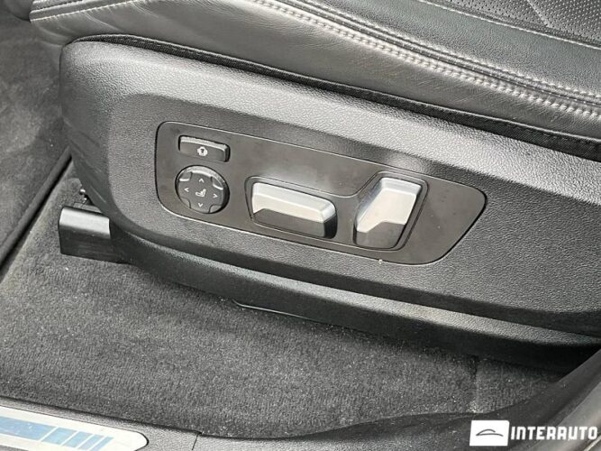 BMW X5 5.0e 53 interauto-car