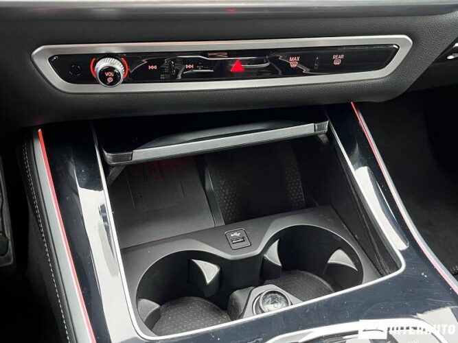 BMW X5 5.0e 51 interauto-car